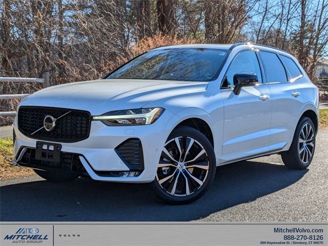 2025 Volvo XC60 Plus