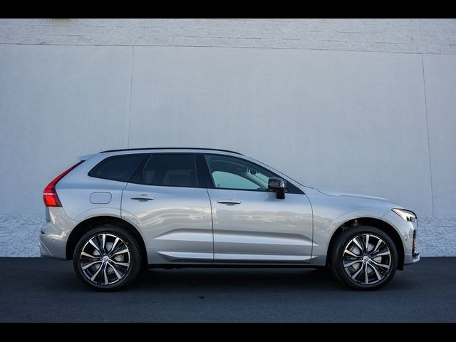 2025 Volvo XC60 Plus