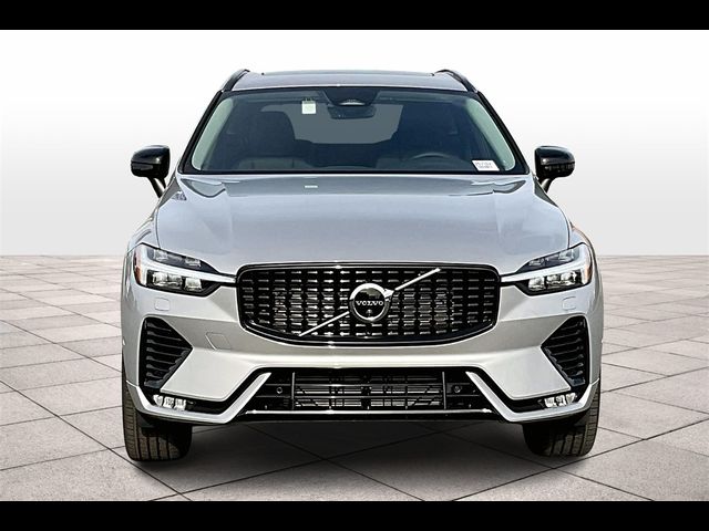 2025 Volvo XC60 Plus