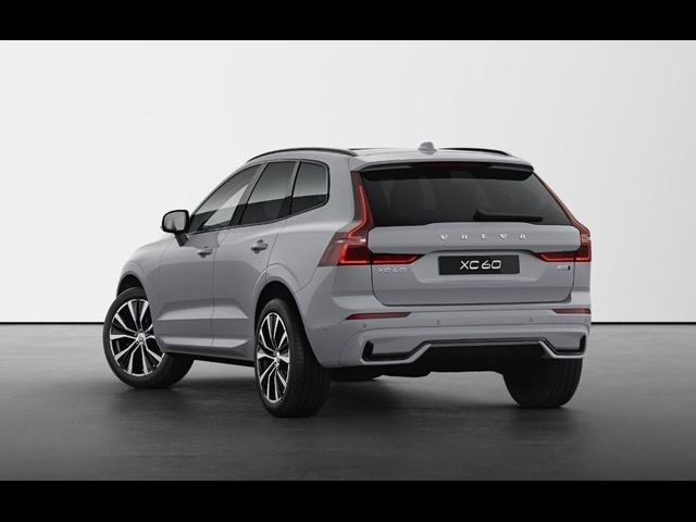 2025 Volvo XC60 Plus