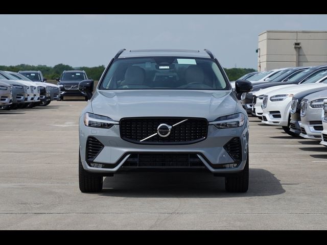 2025 Volvo XC60 Plus