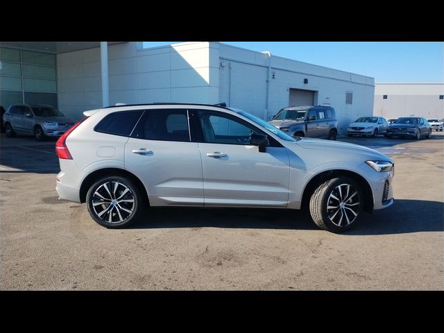 2025 Volvo XC60 Plus