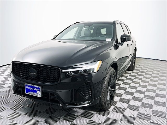 2025 Volvo XC60 Ultra Black Edition