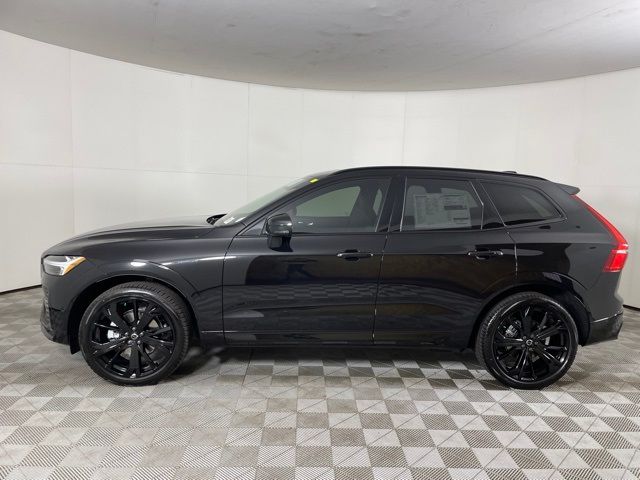 2025 Volvo XC60 Ultra Black Edition