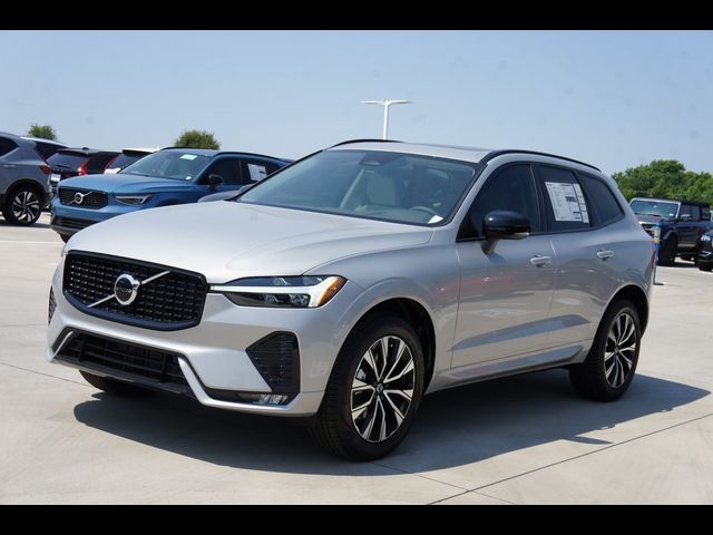 2025 Volvo XC60 Core