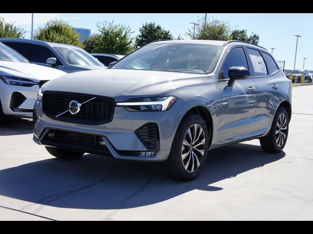 2025 Volvo XC60 Core