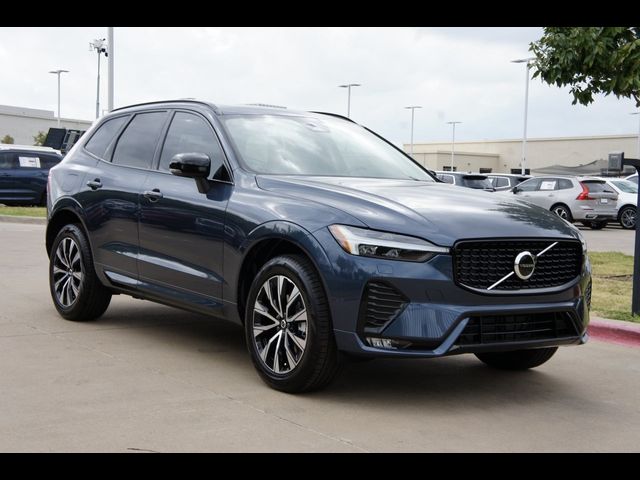 2025 Volvo XC60 Core