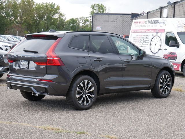 2025 Volvo XC60 Core