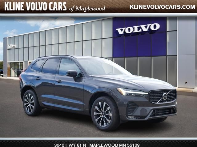 2025 Volvo XC60 Core