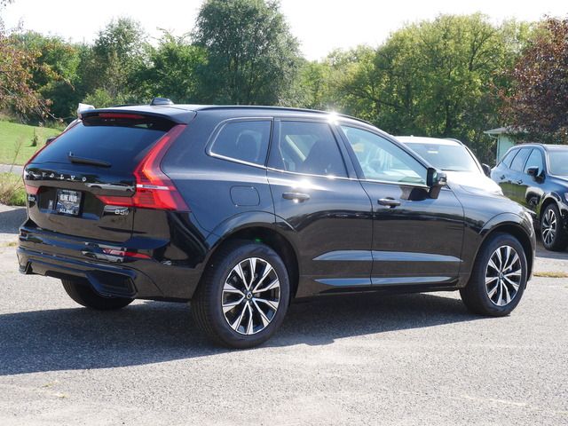 2025 Volvo XC60 Core