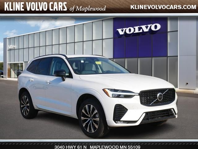 2025 Volvo XC60 Core