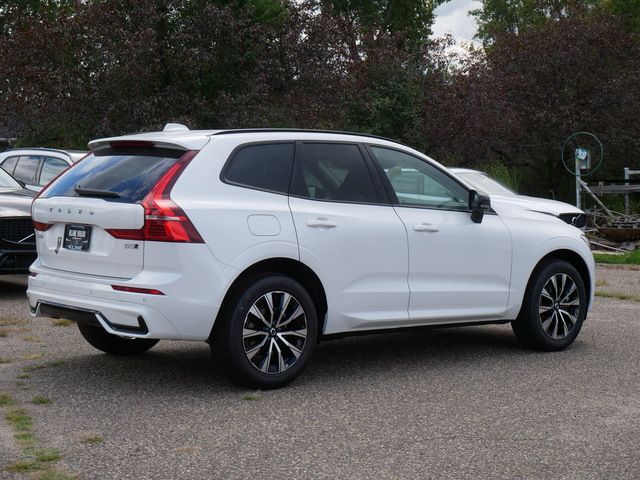 2025 Volvo XC60 Core