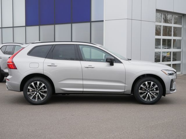 2025 Volvo XC60 Core