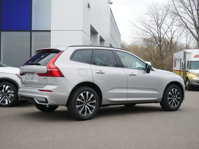 2025 Volvo XC60 Core