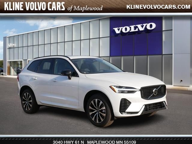 2025 Volvo XC60 Core