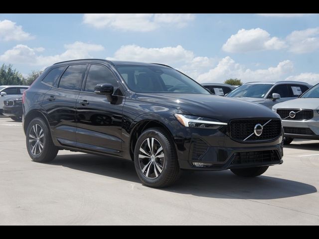 2025 Volvo XC60 Core