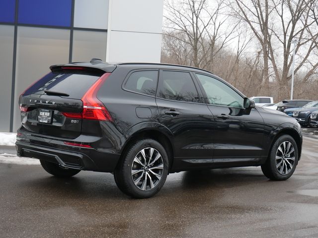 2025 Volvo XC60 Core