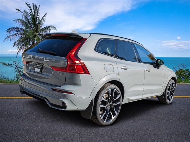 2025 Volvo XC60 Ultra