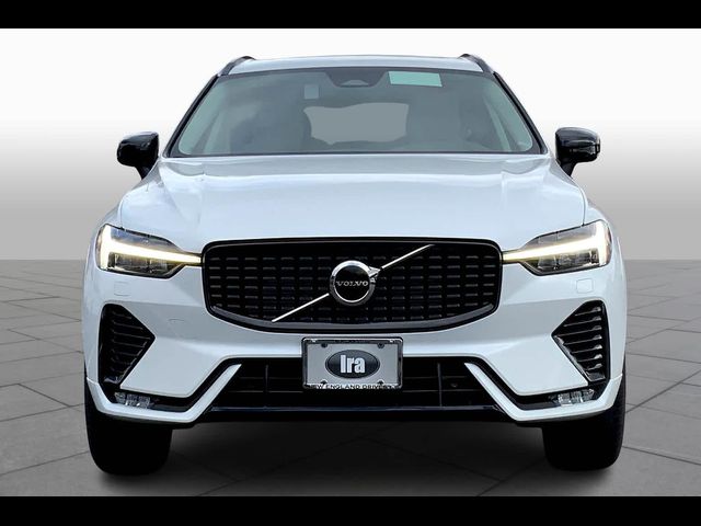 2025 Volvo XC60 Core