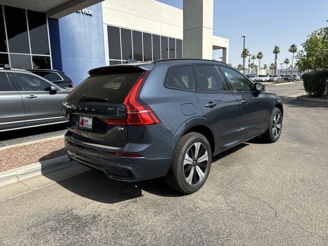 2025 Volvo XC60 Plug-In Hybrid Core