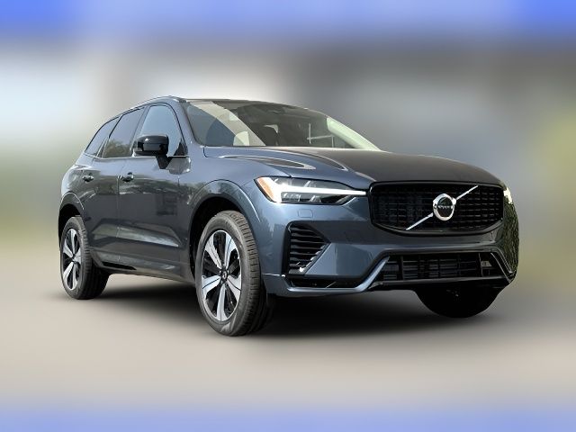 2025 Volvo XC60 Plug-In Hybrid Core