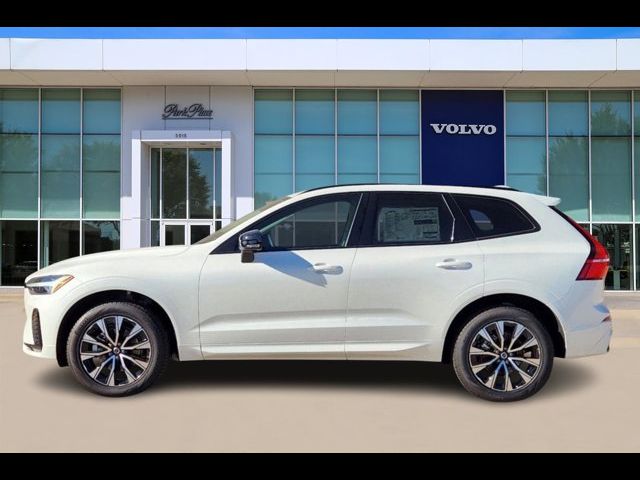 2025 Volvo XC60 Core