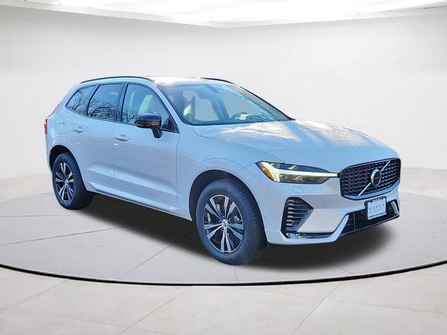 2025 Volvo XC60 Core