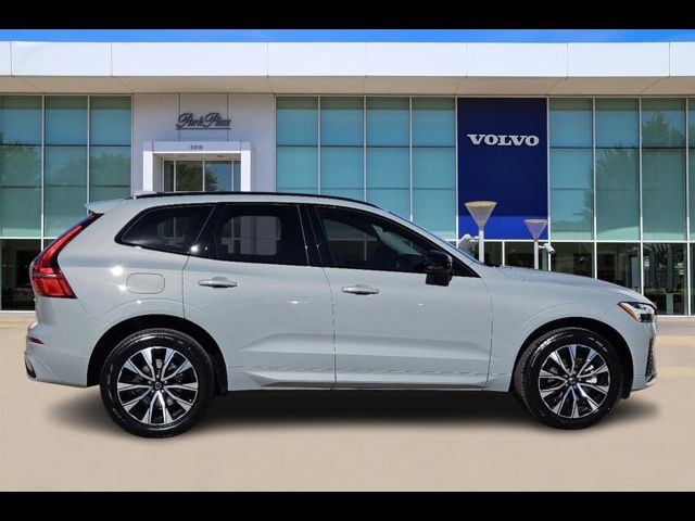 2025 Volvo XC60 Core