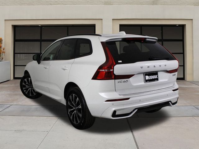 2025 Volvo XC60 Core