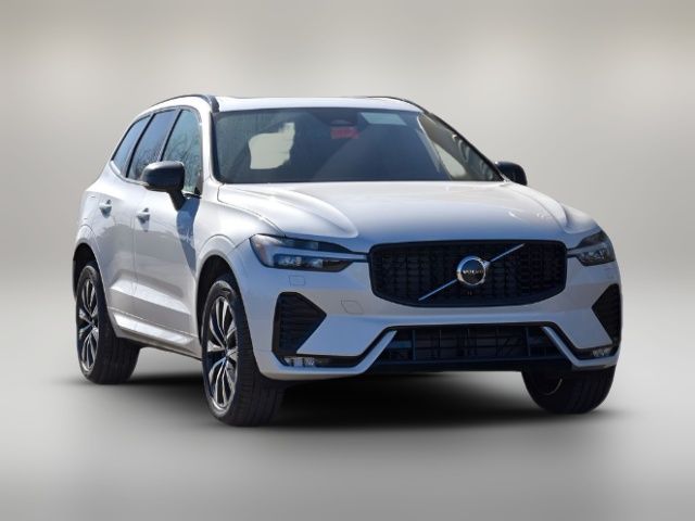 2025 Volvo XC60 Core