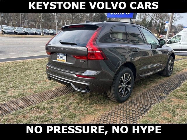 2025 Volvo XC60 Core