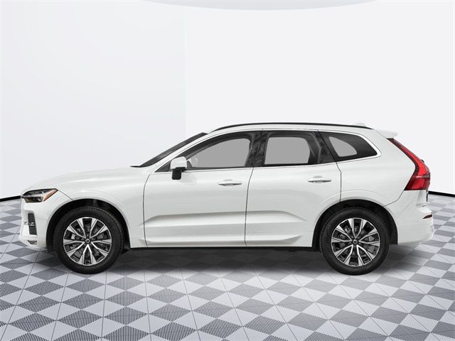 2025 Volvo XC60 Core