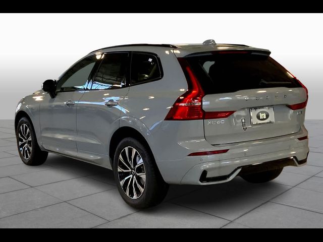 2025 Volvo XC60 Core