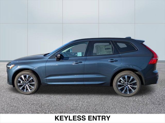 2025 Volvo XC60 Core