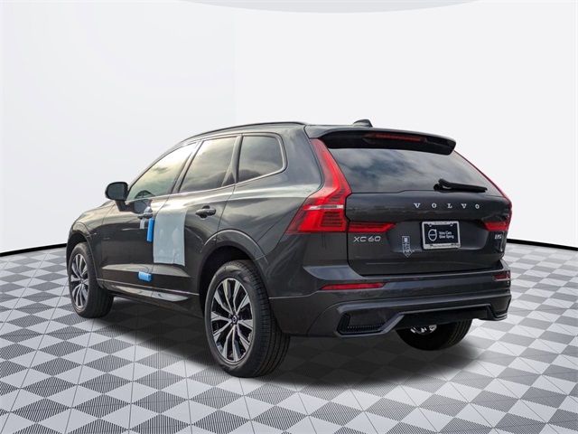 2025 Volvo XC60 Core