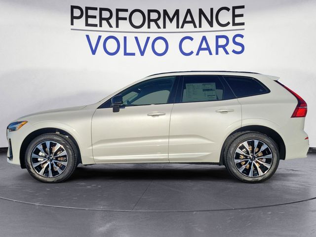 2025 Volvo XC60 Core