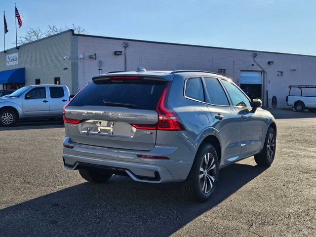 2025 Volvo XC60 Core