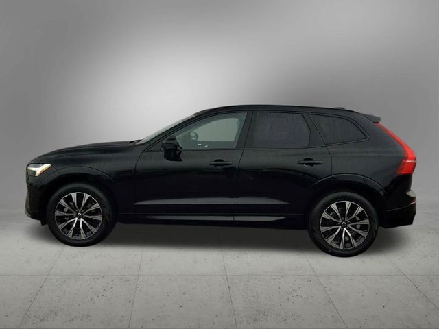 2025 Volvo XC60 Core