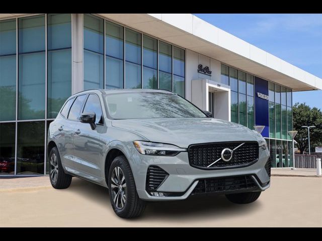 2025 Volvo XC60 Core