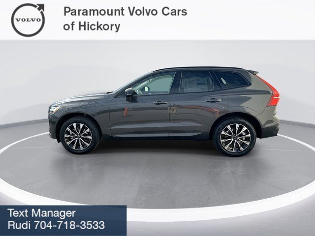 2025 Volvo XC60 Core