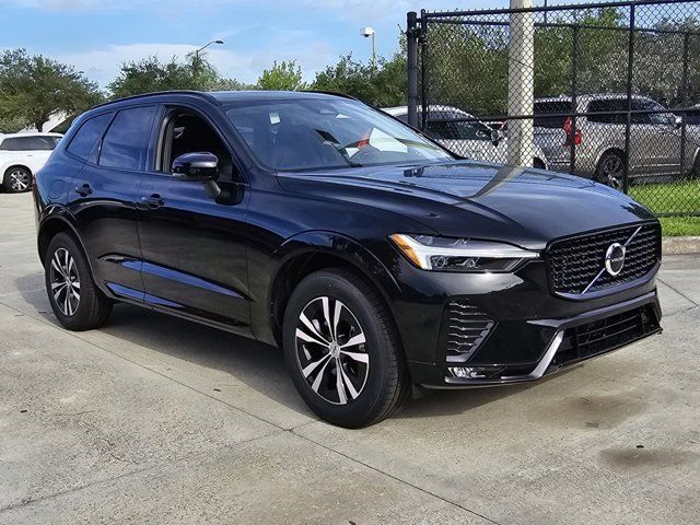 2025 Volvo XC60 Core