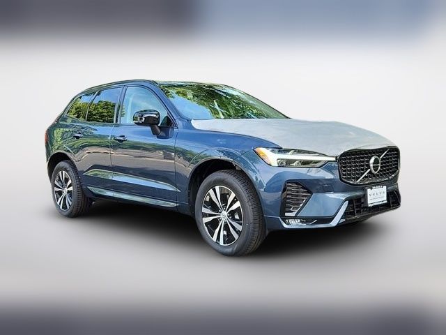 2025 Volvo XC60 Core