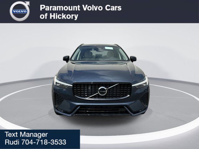 2025 Volvo XC60 Core