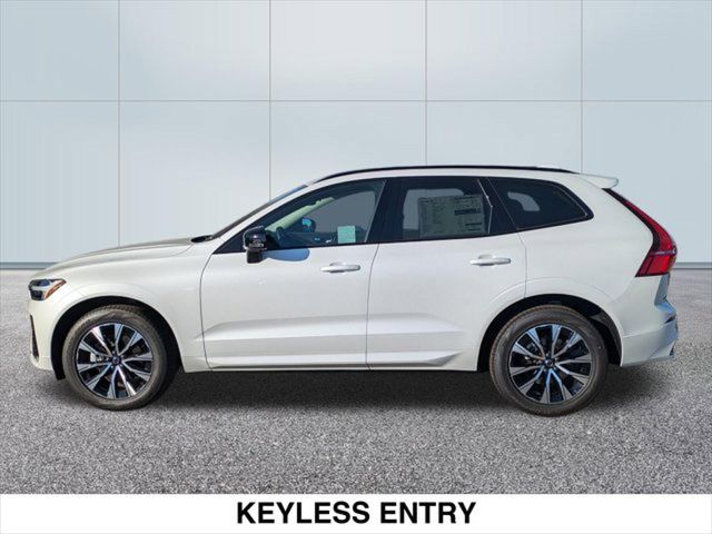 2025 Volvo XC60 Core