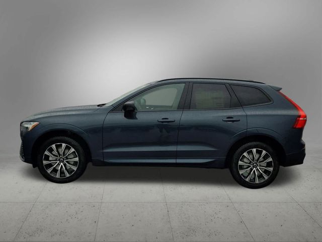 2025 Volvo XC60 Core