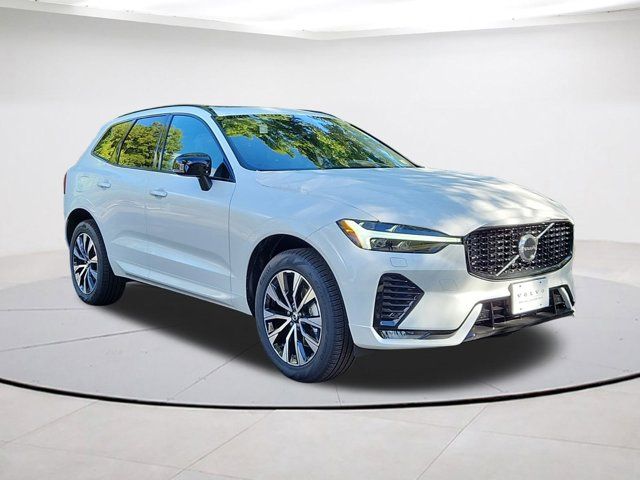 2025 Volvo XC60 Core