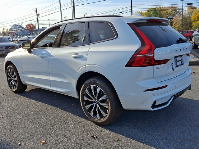 2025 Volvo XC60 Core