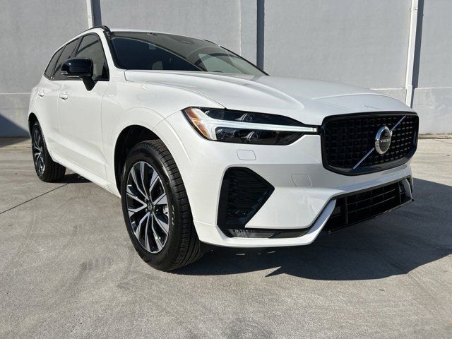 2025 Volvo XC60 Core