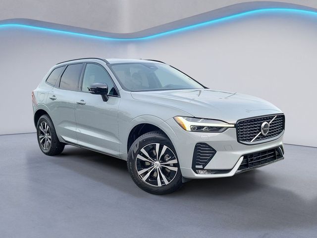 2025 Volvo XC60 Core