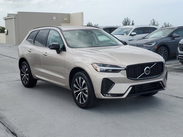 2025 Volvo XC60 Core